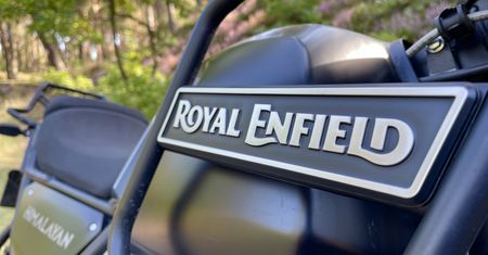 Royal Enfield ma szykować Himalayana 450 Rally. Będzie bardziej offroadowy