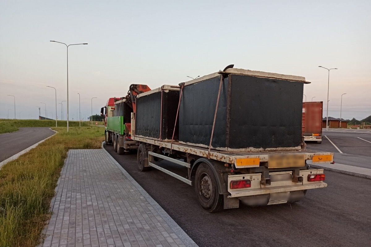 Ciężarówka na S12