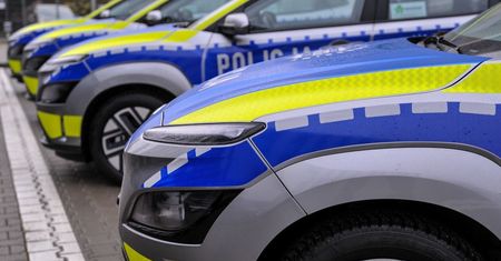 Świąteczny prezent za 900 tys. zł, czyli nowe elektryki dla policji