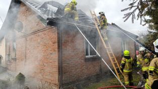 Trzeszczany Pierwsze: Pożar domu. 50 strażaków w akcji