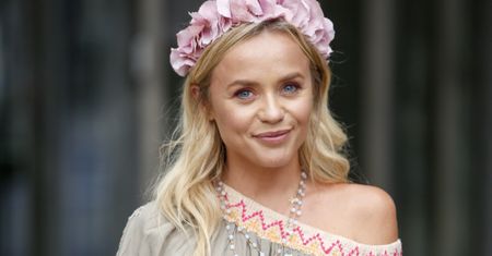 Anna Skura topless z byłą dziewczyną swojego nowego partnera. Są przyjaciółkami?