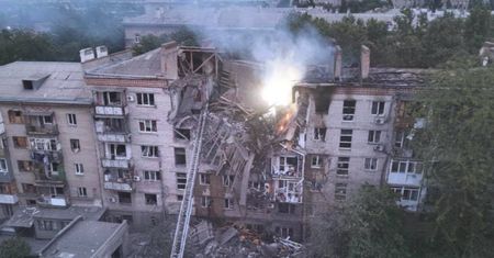 Masowy atak na Ukrainę. Rosjanie użyli 300 dronów i 70 rakiet