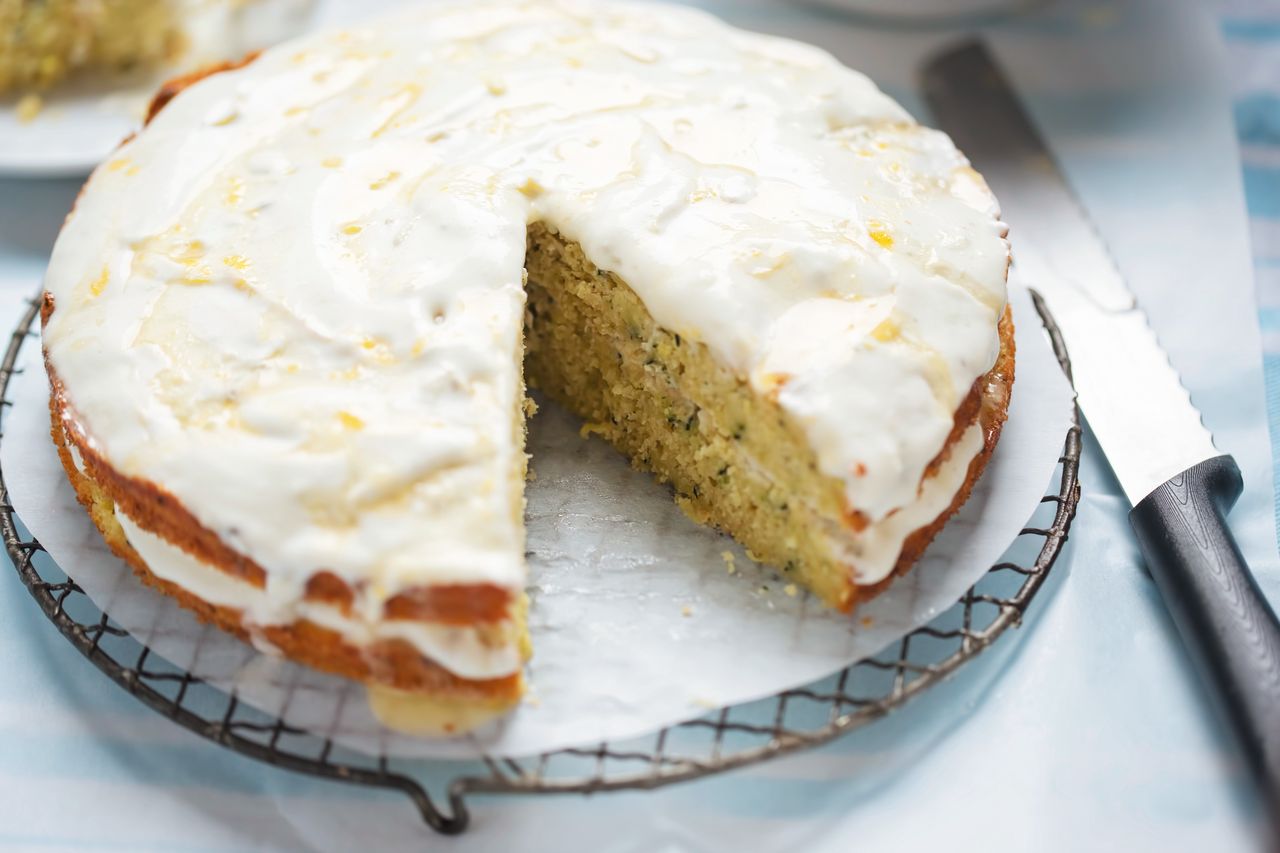 Zitronenkuchen mit Basilikum: Ein Sommerhit für den Kaffeetisch