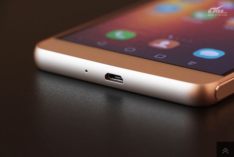 W skrócie: ZenWatch 2 z wydajniejszą baterią, wyniki sprzedaży Huaweia i ZenFone C 11