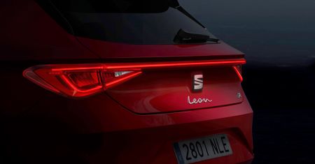 Pierwsze zdjęcie nowego Seata Leona. Zupełnie nowa estetyka modelu