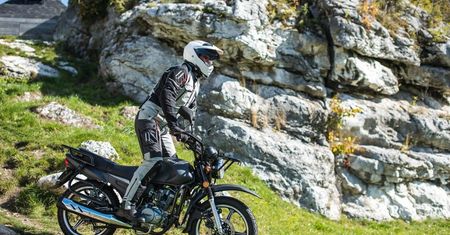 Romet przedstawia dwa motocykle typu allroad