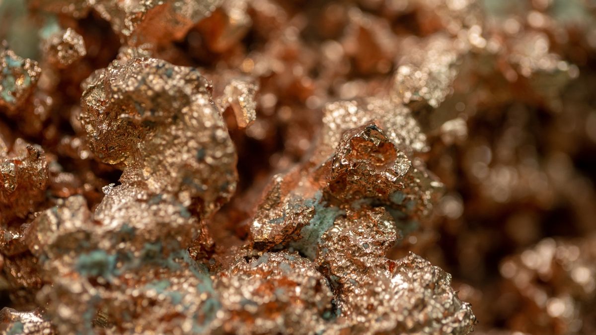 Rok rekordowych zwyżek na kontraktach na miedź