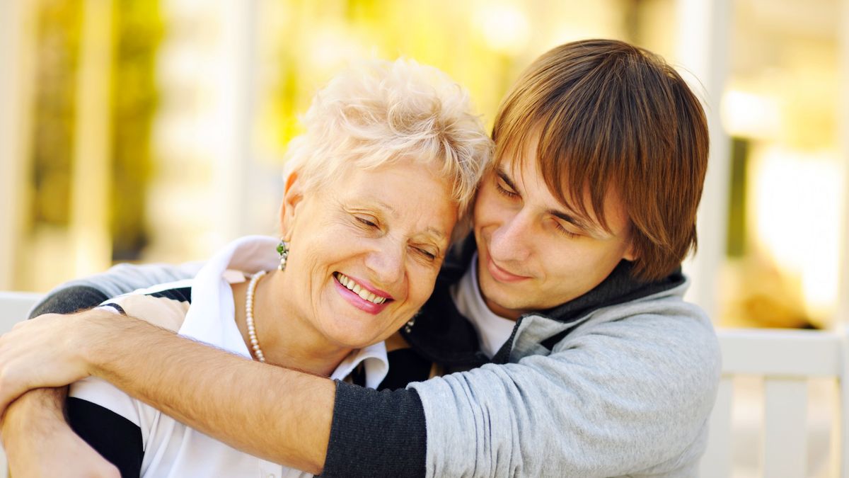Przyjrzyj się teściowej, a dowiesz się, dlaczego twój mężczyzna wybrał właśnie ciebie!