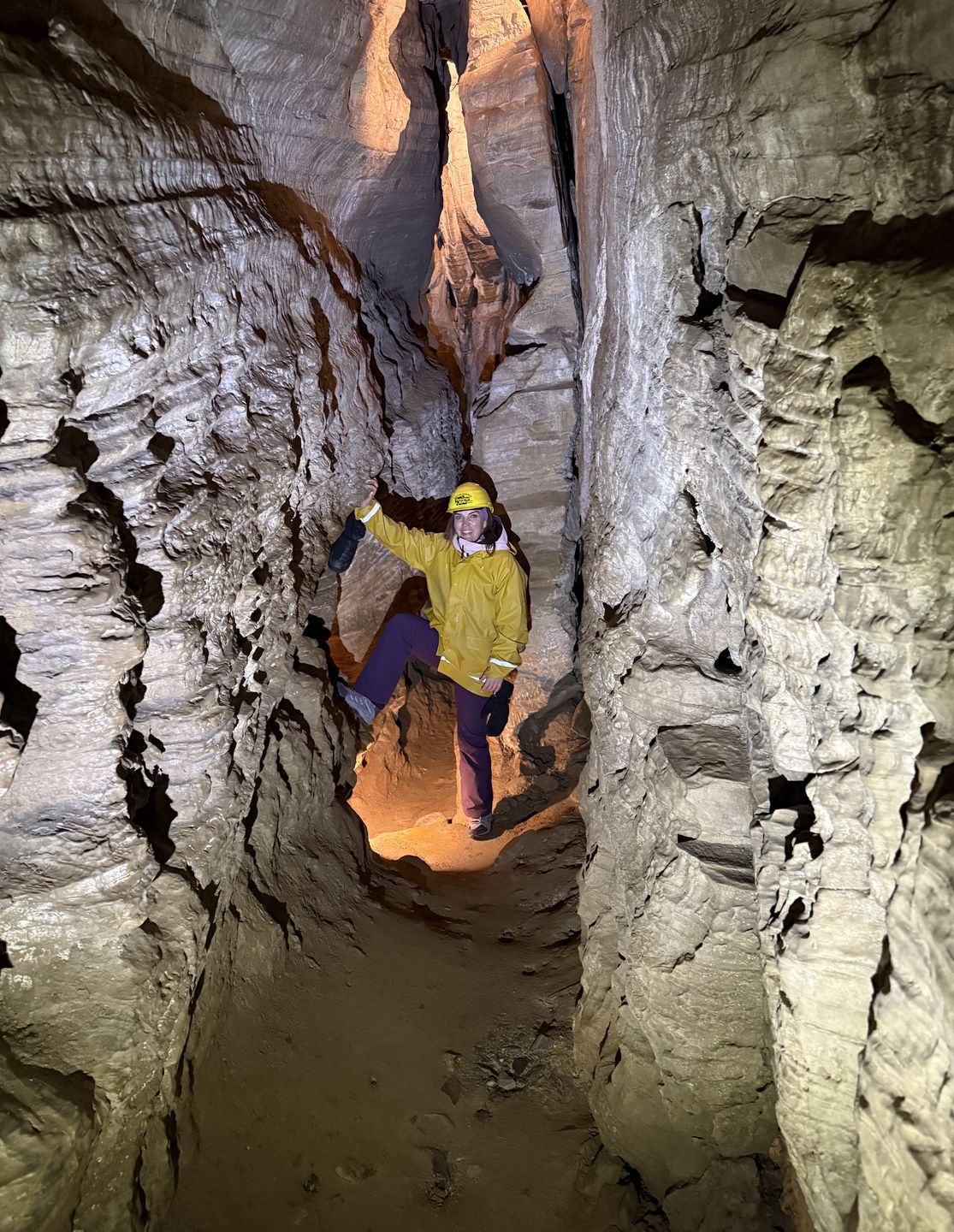 Spannagelhöhle nie jest miejscem dla osób z silną klaustrofobią