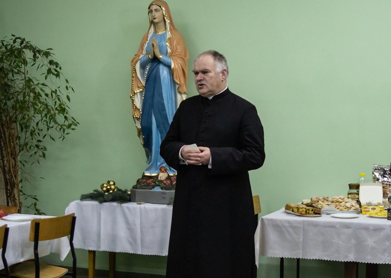 To nie żart. Proboszcz zebrał z kolędy ponad 400 tys. zł