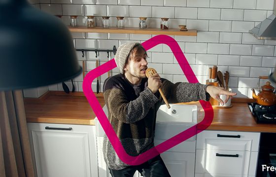 „Pewna droga do domu” hasłem reklamowym marki Freedom