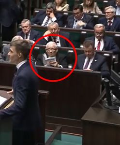Co Kaczyński czytał w Sejmie? Zareagował nawet Tusk