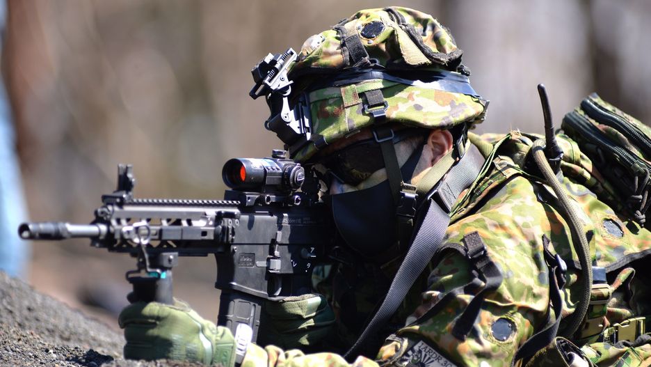SHIZUOKA, JAPAN - MARCH 13: Japan Ground Self-Defense Force's Amphibious Rapid Deployment Brigade (JGSDF 1st ARDB) conducts a military drill in Gotemba at the foot of Mt. Fuji, Shizuoka prefecture, Japan on March 13, 2022, during a joint aerial maneuver training with the U.S. Marine Corps' 31st Marine Expeditionary Unit (31st MEU). The aim of the military drill, which run through March 25, is to improve the integrated operational capabilities of the Land, Sea, Air and to engage combat situations on the ground. The Japan Self-Defense Force's amphibious Rapid Deployment which participate to the joint training, was established in March 2018 under the Ground Self-Defense Force. It is based in Sasebo city in Nagasaki Prefecture, and aims to the defense and recapture of Japan islands. (Photo by David Mareuil/Anadolu Agency via Getty Images)