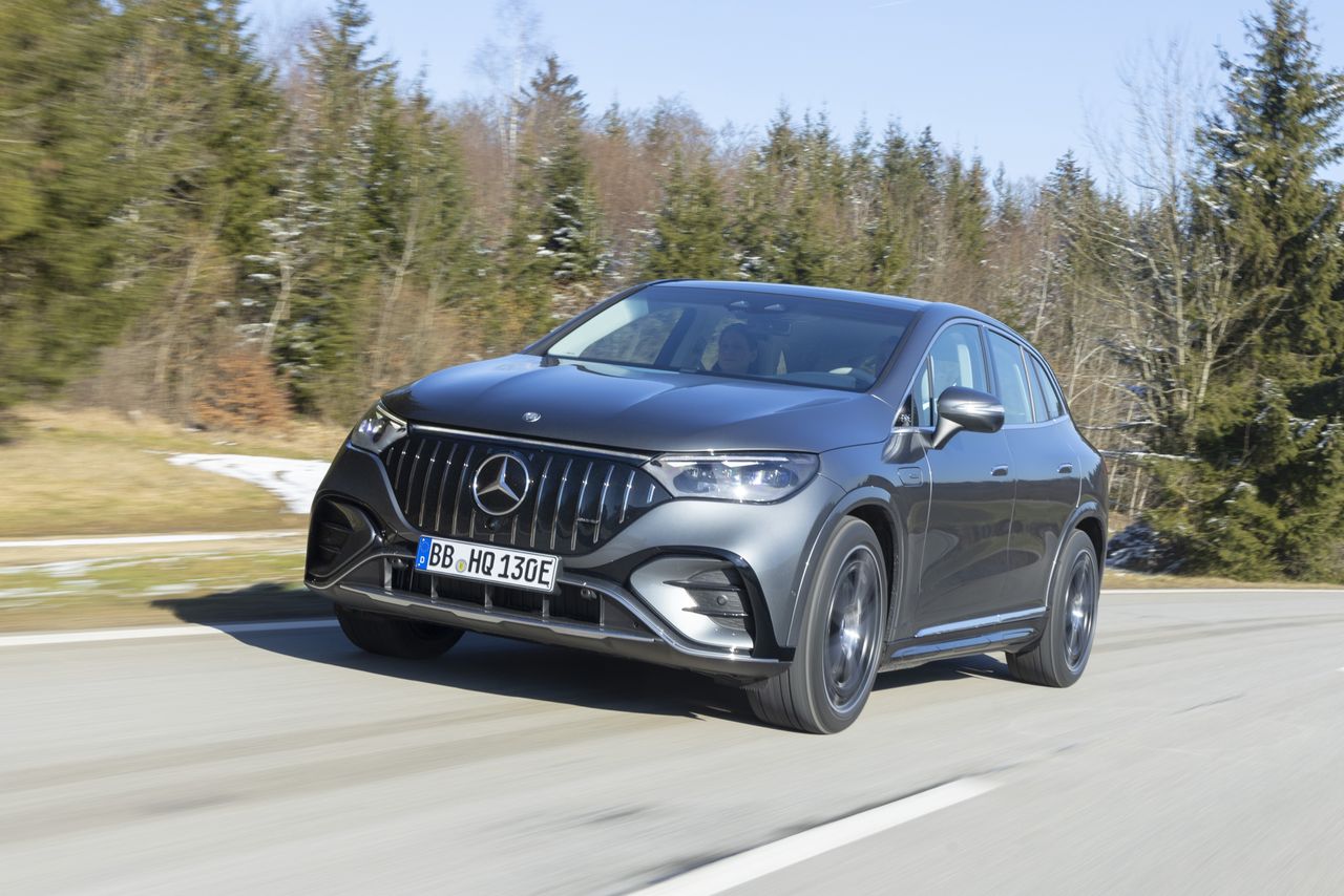 Na prawym fotelu Mercedesa-AMG EQE 53 SUV. 1000 Nm to dopiero początek