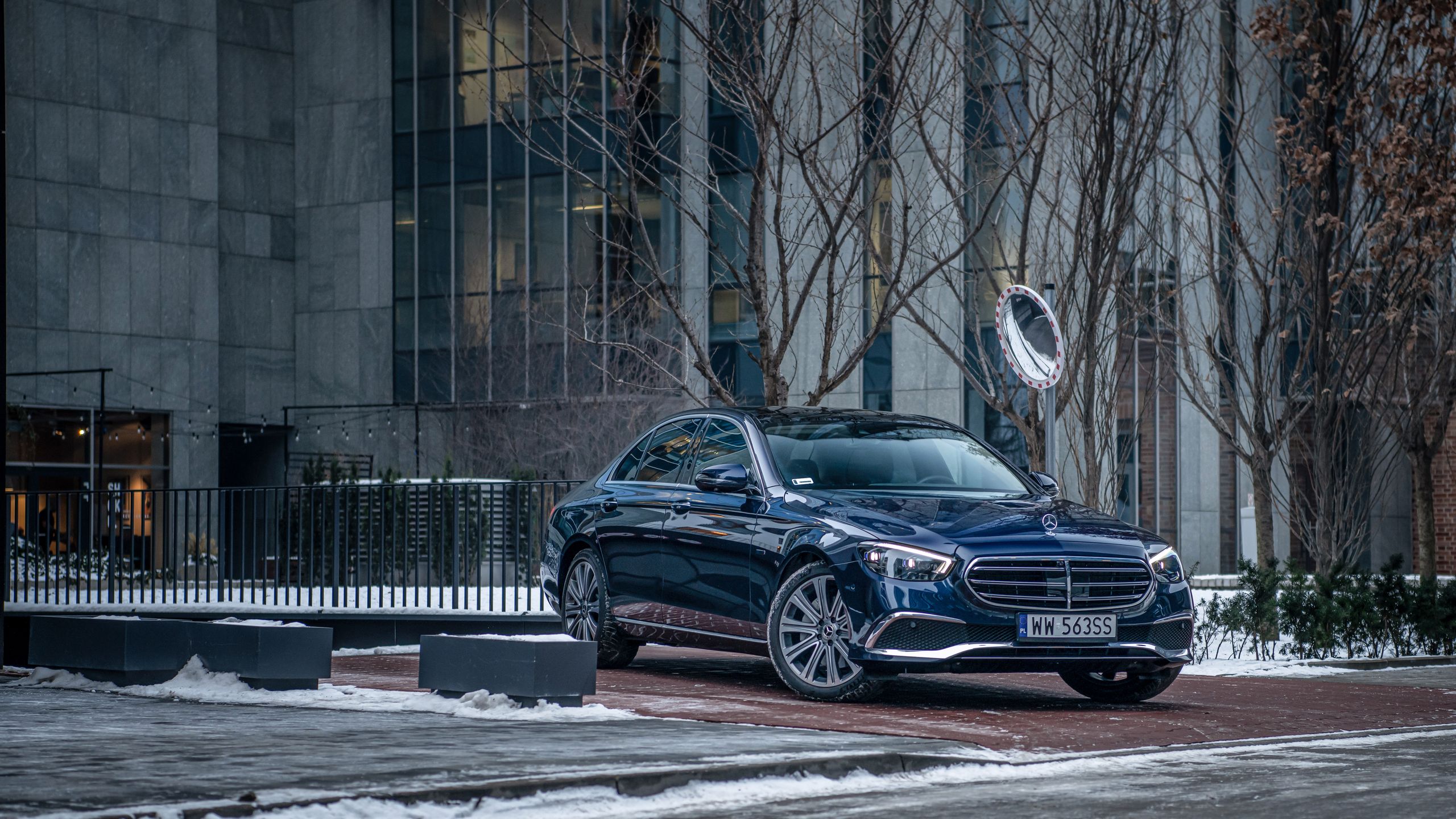 Mercedes-Benz E 300e (2022)
