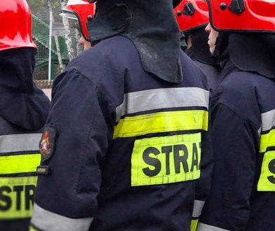 Łódź. Pożar mieszkania w kamienicy. Jest ofiara śmiertelna