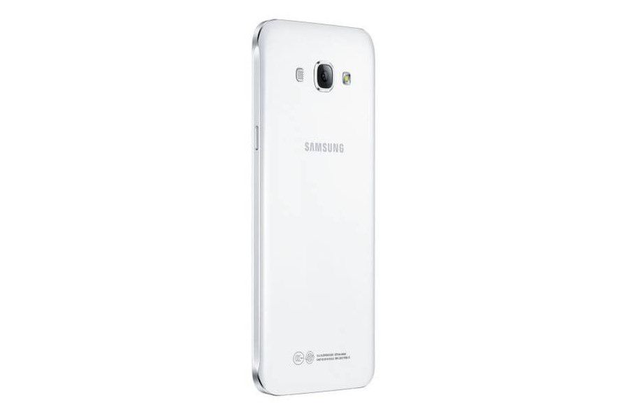 Samsung Galaxy A8 oficjalnie. Mocna średnia półka w metalowej obudowie 9