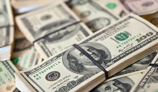 Чоловік вимагає від жінок мільйони доларів. Вони допомогли його ексдружині зробити аборт
