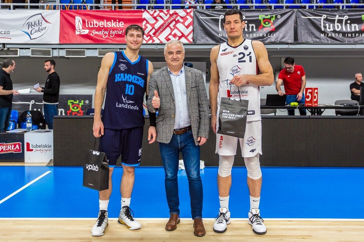 Jones Willem Pagenkopf (goście) oraz Filip Put
