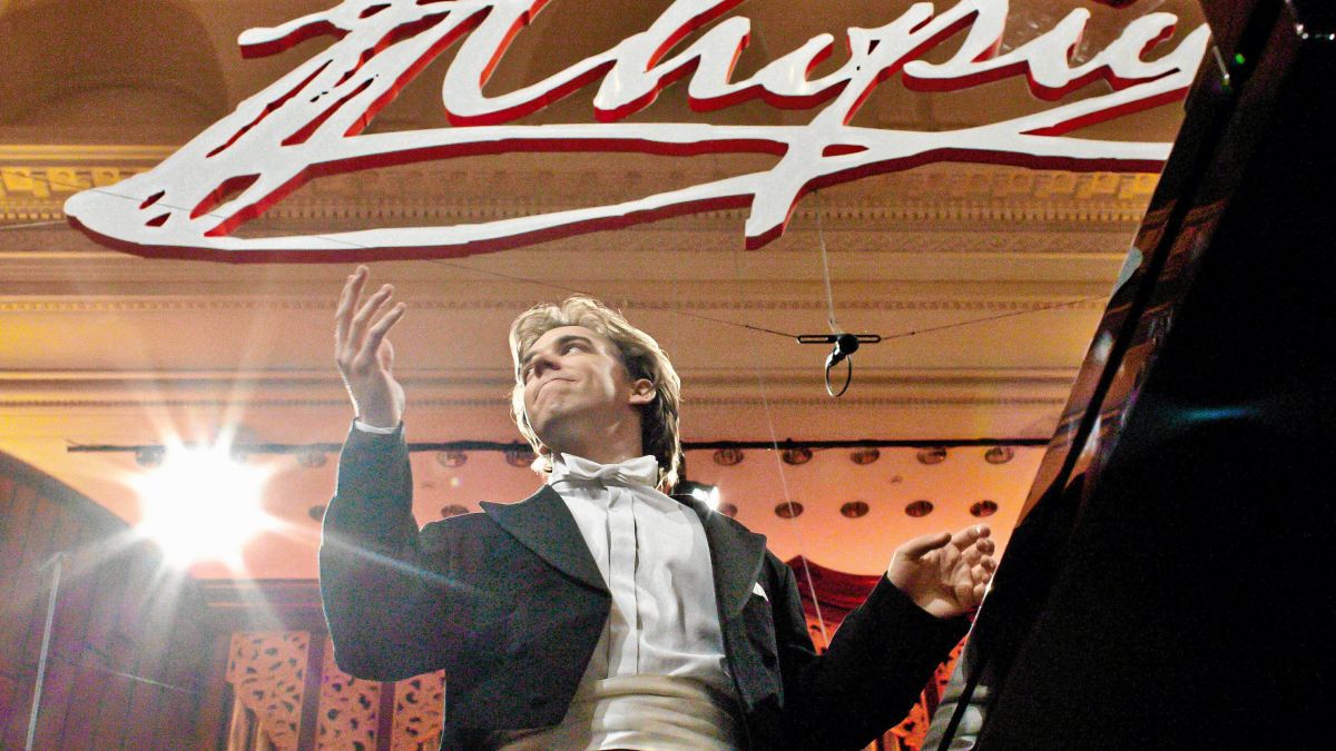 Austriacki pianista podczas konkursu. Zdj. archiwalne