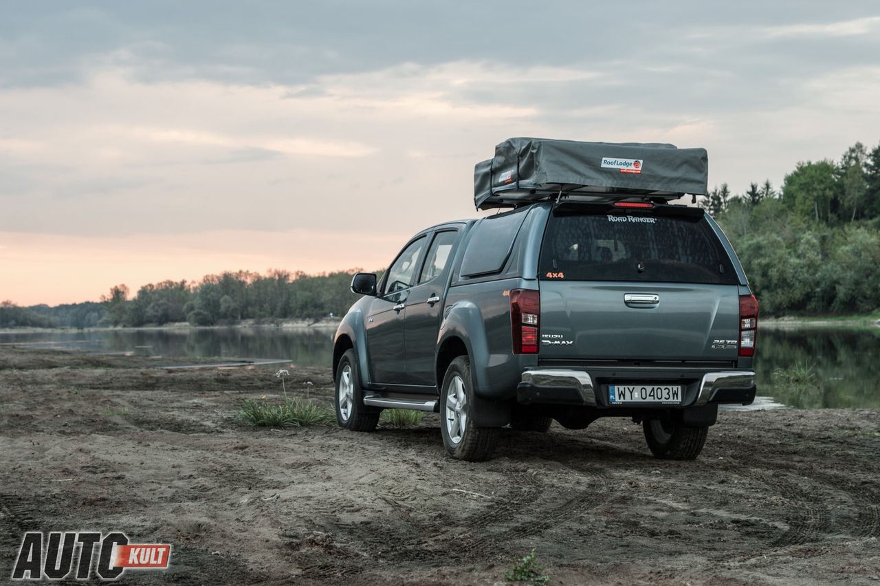 Isuzu D-Max 2.5 TD LSX z namiotem Roof Lodge - test, opinia, spalanie, cena