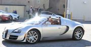 Arnold Schwarzenegger w swoim Bugatti Veyronie Grand Sport Vitesse