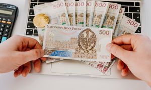 ZUS wypłaca pieniądze z OFE. Kto może dostać 30 tys. zł?