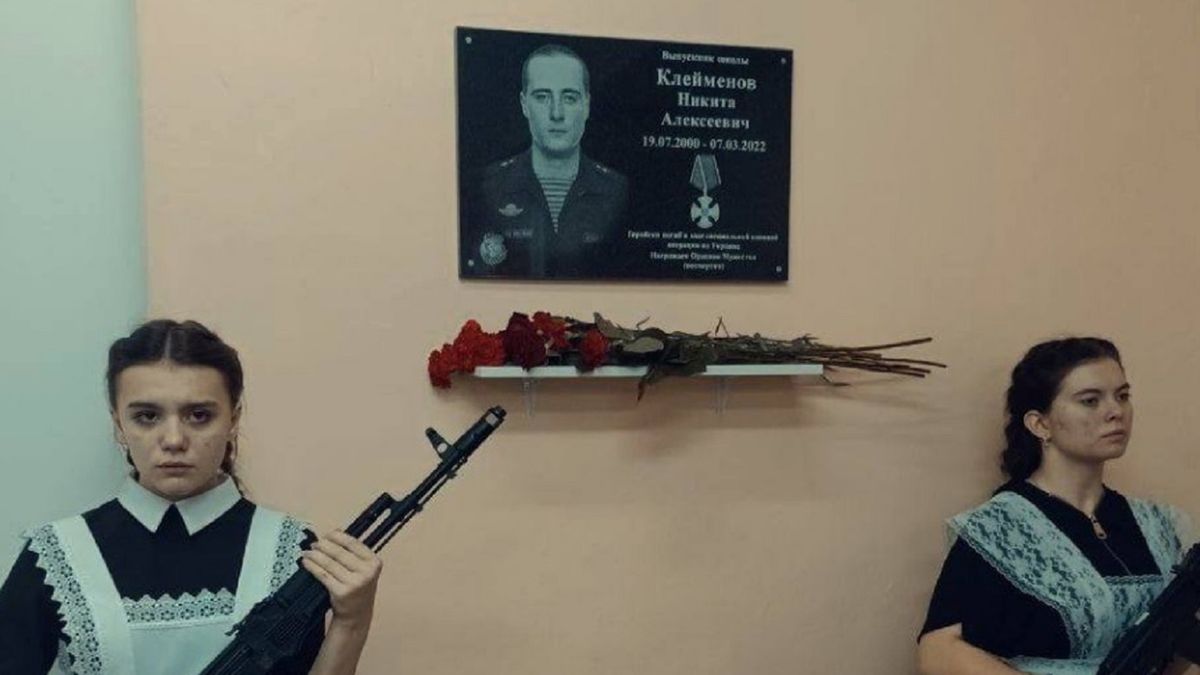 Otwarcie szkoły w Rosji.