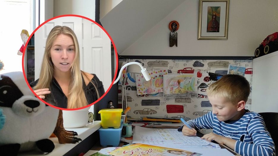 Mama odrabia lekcje za dzieci. Ma jeden powód