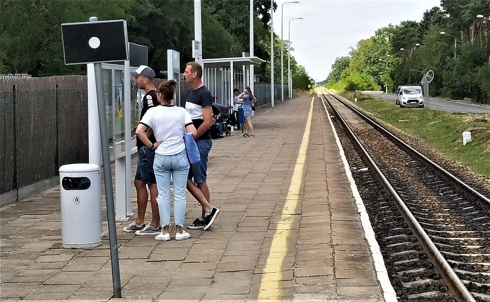 Dworce kolejowe na trasie z Leszna do Boszkowa