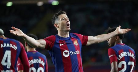 Lewandowski zapisze się w historii? Tylko jeden piłkarz tego dokonał