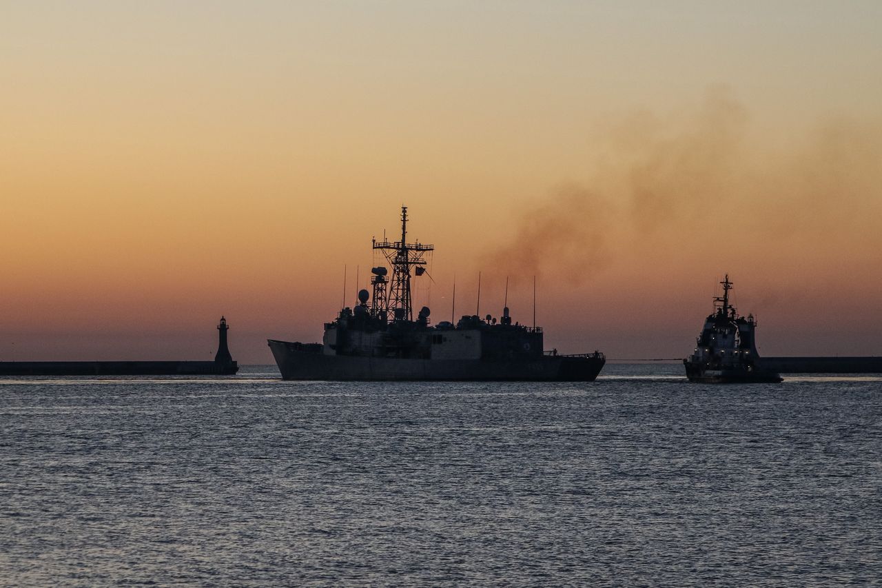 NATO strengthens the protection of the Baltic Sea. AI was used.