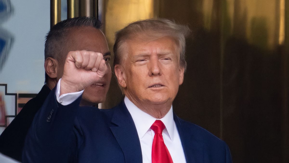 NEW YORK, NEW YORK - APRIL 04: Former U.S. President Donald Trump departs Trump Tower as he heads to an arraignment hearing on April 04, 2023 in New York City. (Photo by Gotham/GC Images)