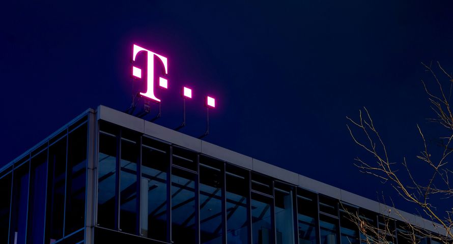 Deutsche Telekom przejmuje polskiego operatora