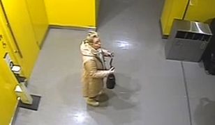 Niemoralny czyn w toalecie. Teraz szuka jej policja