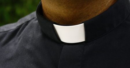 Napad na księdza chodzącego po kolędzie. Napastnik miał przy sobie nóż