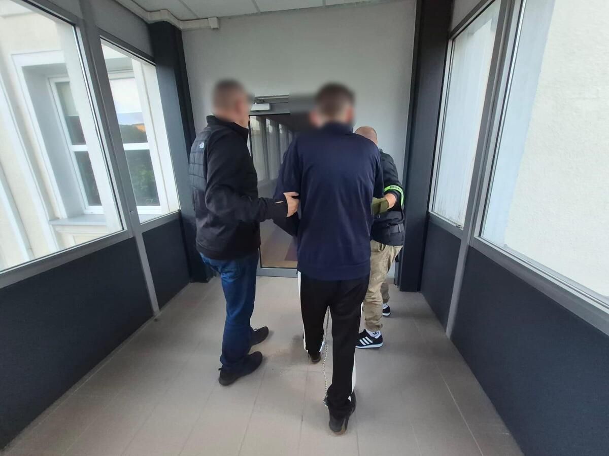 Taśma skrywała kluczowy ślad. Po 18 latach wnuk usłyszał zarzut