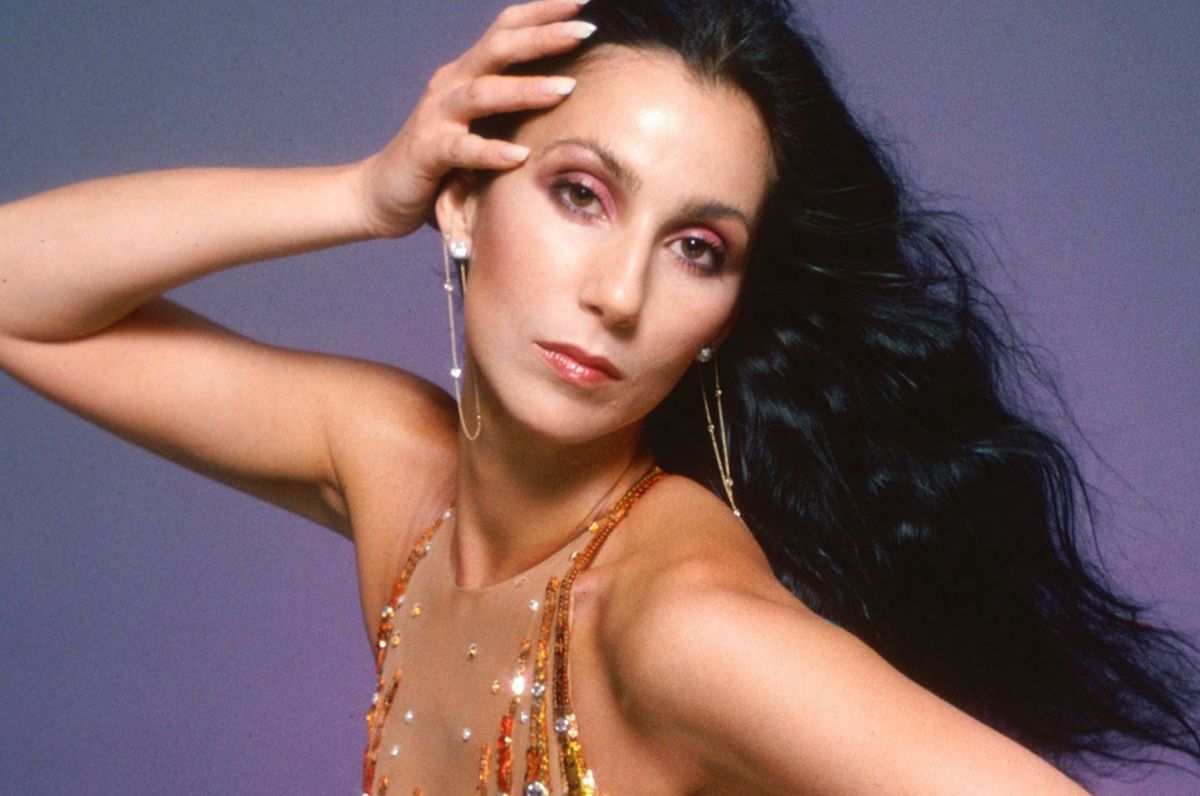 Cher w kreacji Boba Mackie'ego w 1978 r.