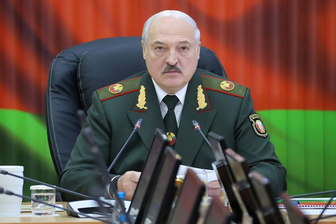 Aleksandr Łukaszenka przejmuje pełną kontrolę nad KGB