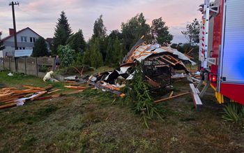 Trąba uderzyła w wioskę? Nawet nie wiedzą, gdzie zniknął garaż