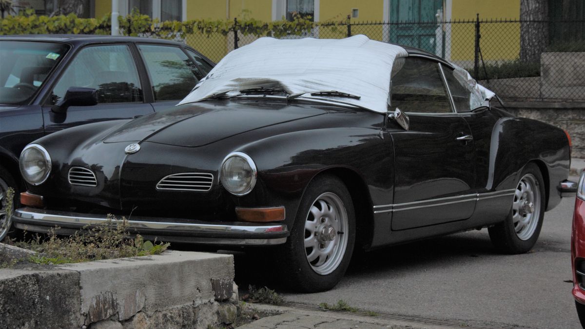 Właściciel remontowanego auta będzie mógł wycofać je z ruchu i sporo zaoszczędzić. Nabywca "używki" nie będzie zaś musiał wymieniać tablic rejestracyjnych