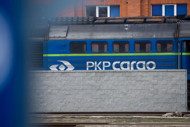 Fatalna sytuacja PKP Cargo. Spółka obwinia o to Zjednoczoną Prawicę