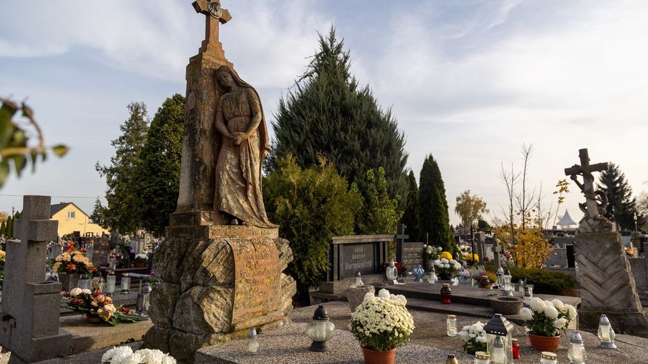 1 Listopada na cmentarzu w Poddębicach