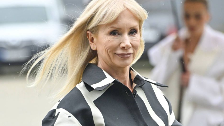 Ewa Gawryluk w kosmicznej stylizacji