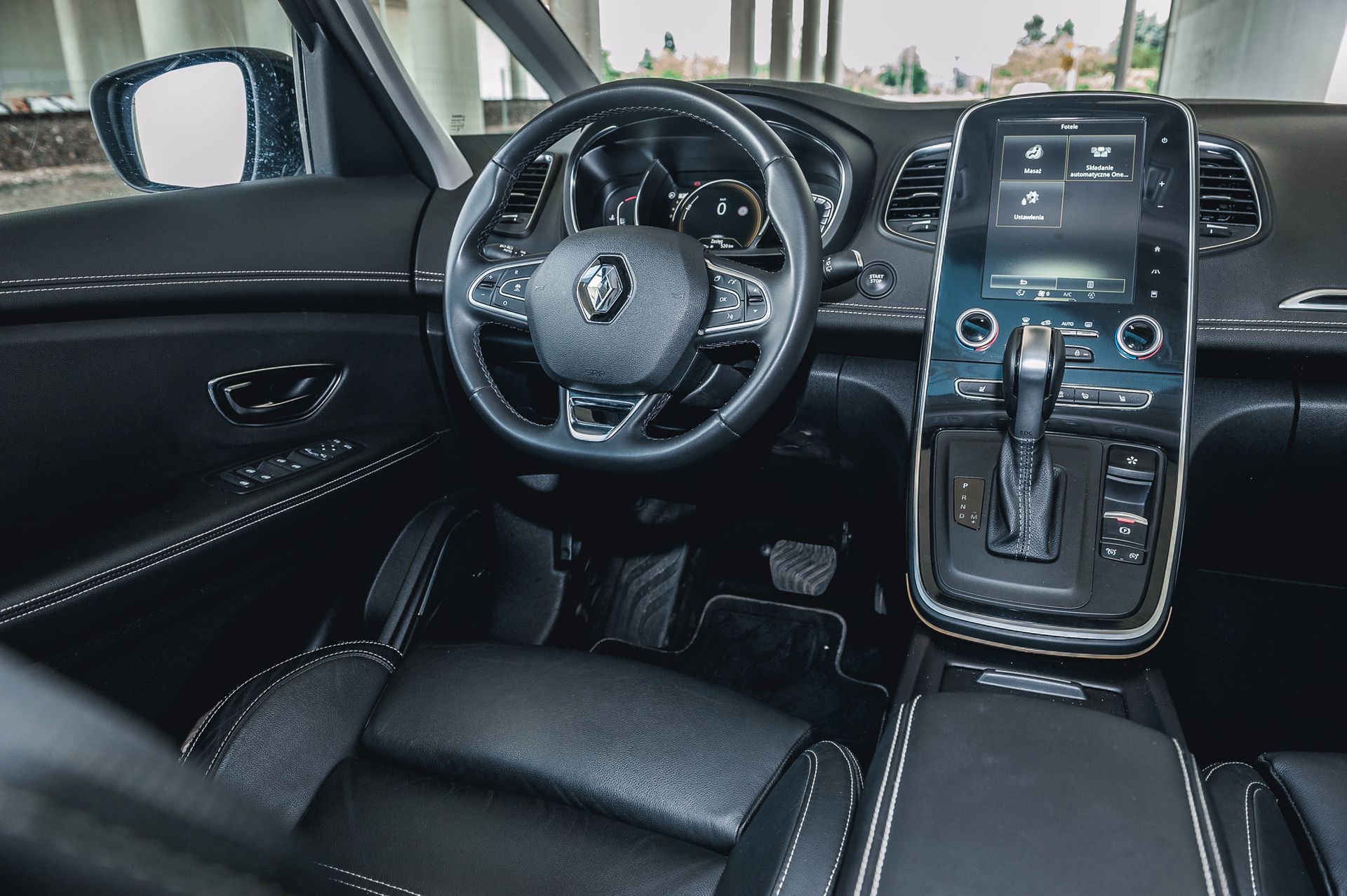 Renault Grand Scenic - wnętrze