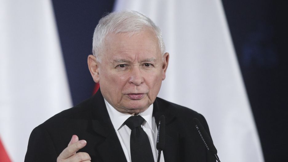Jaroslaw Kaczynski w Grojcu
12.07.2022. Grojec. Spotkanie prezesa Prawa i Sprawiedliwosci Jaroslawa Kaczynskiego z mieszkancami miasta. n/z Jaroslaw Kaczynski,Image: 706883928, License: Rights-managed, Restrictions: , Model Release: no, Credit line: Jacek Szydlowski / Forum
Jacek Szydlowski / Forum
agitacja, Grojcu, Grojec, kampania, PiS, polityczne, polityka, Prawo i Sprawiedliwosc, prezes, spotkanie, wiec, wizyta, wystapienie, Jaroslaw Kaczynski