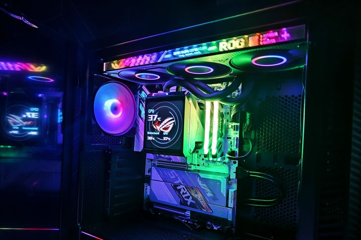 Chłodzenie, które chce być ozdobą komputera. Test ASUS ROG Strix SLC IV 360