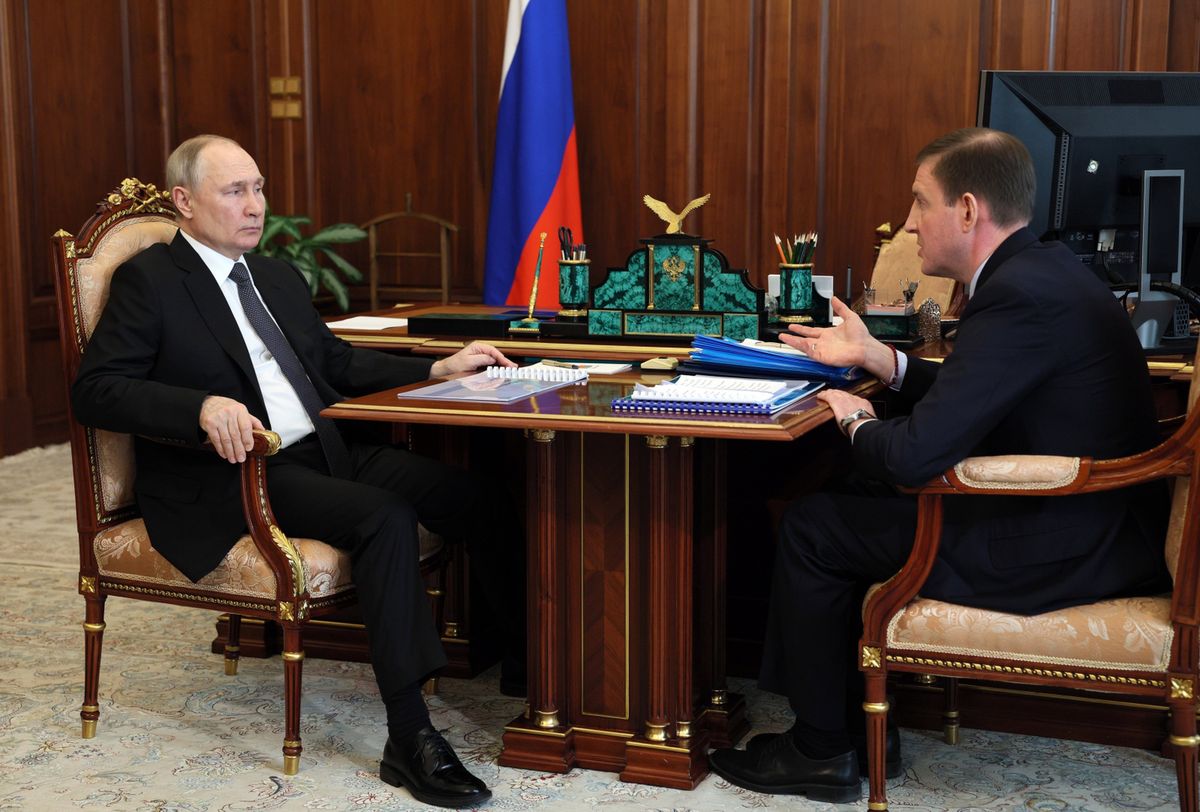 W poniedziałek Władimir Putin spotkał się z sekretarzem kremlowskiej partii Jedna Rosja Andriejem Turczakiem. Rozmowa dotyczyła wsparcia dla żołnierzy walczących na froncie