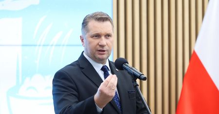 Debata w TVP. Czarnek mówi o reprezentancie PiS