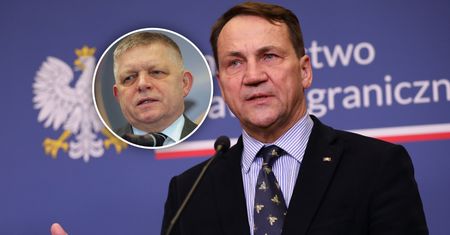 Premier Słowacji chce do Moskwy. Sikorski zabiera głos ws. zgody na przelot